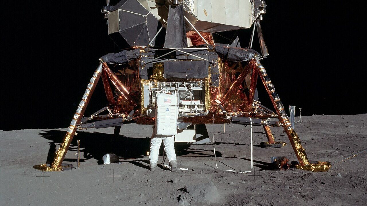 800 gigabytes of Moon: NASA opens the Artemis II science archive